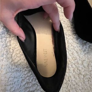 Black velvet Nine West flats